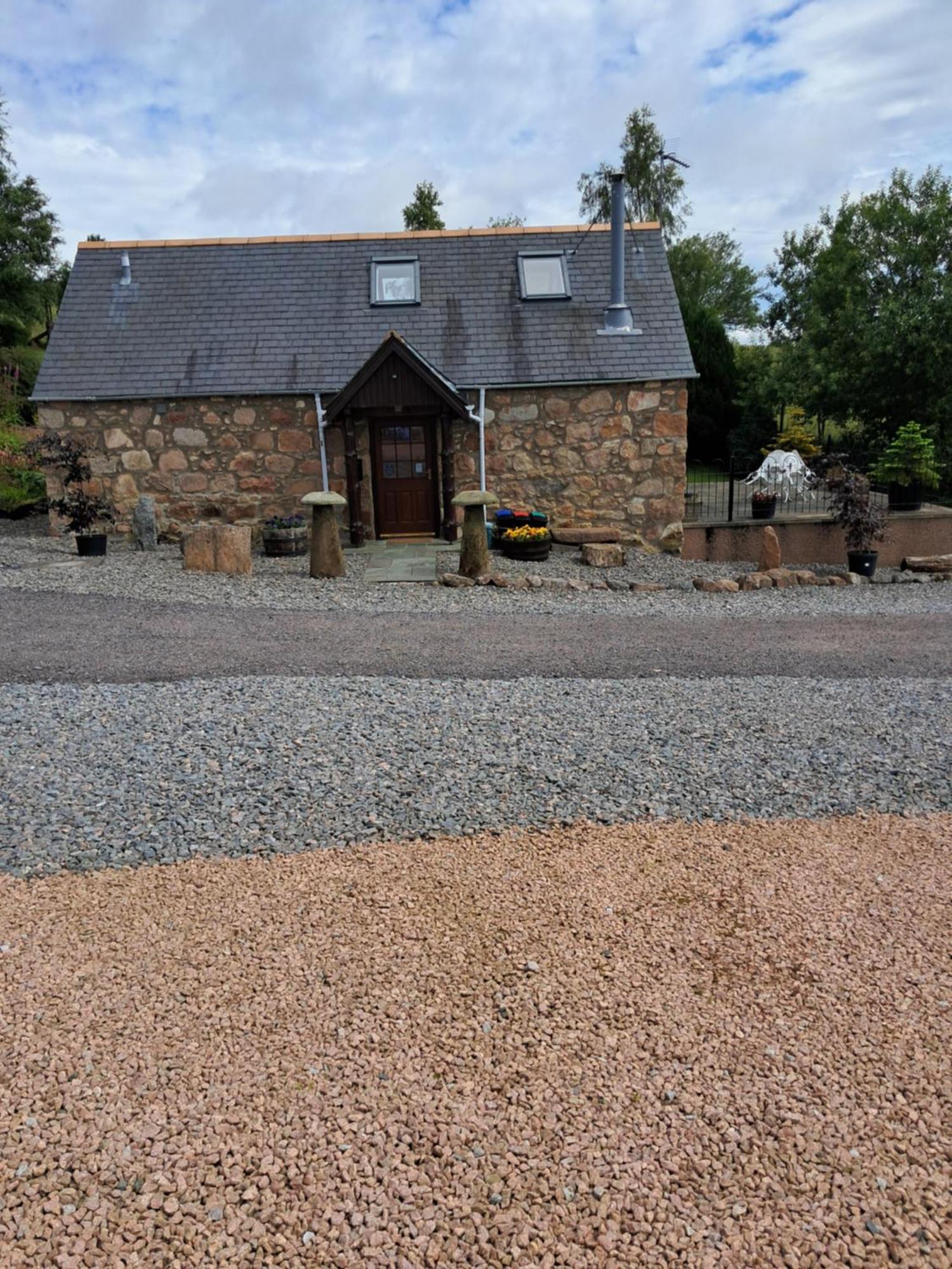 Boghead Cottage: Holiday Cottage In Royal Deeside Banchory Exterior photo